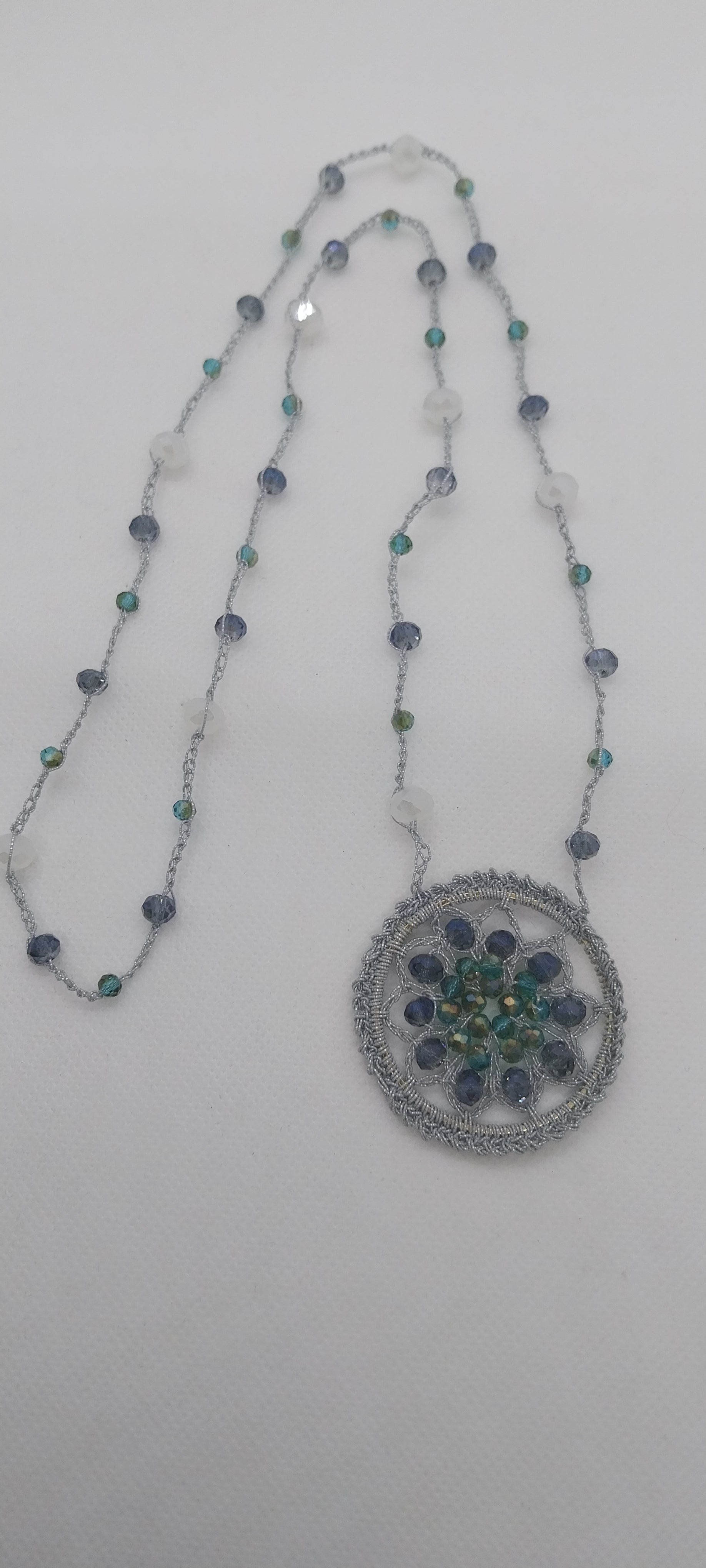 Collier Mandala Gris & Bleu Jean Argenté