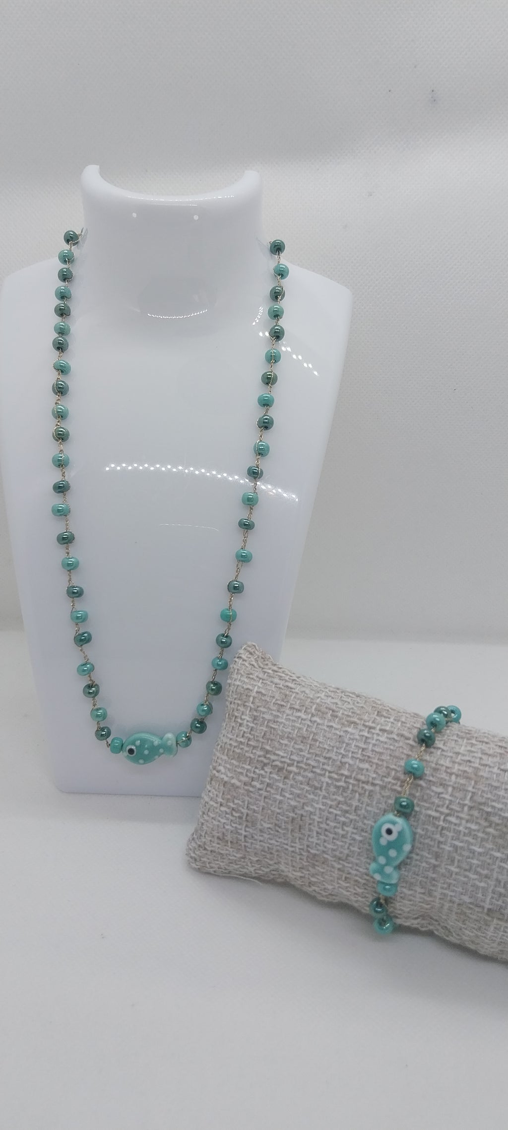 Ensemble Poisson Vert Kaki – Collier & Bracelet