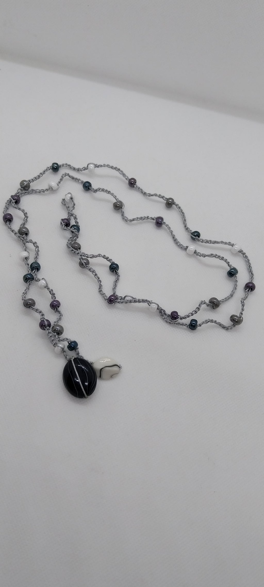 Silver-Plated Wire Necklace – Black & White Pearls, White, Dark Green, Brown & Pearly Purple Tones