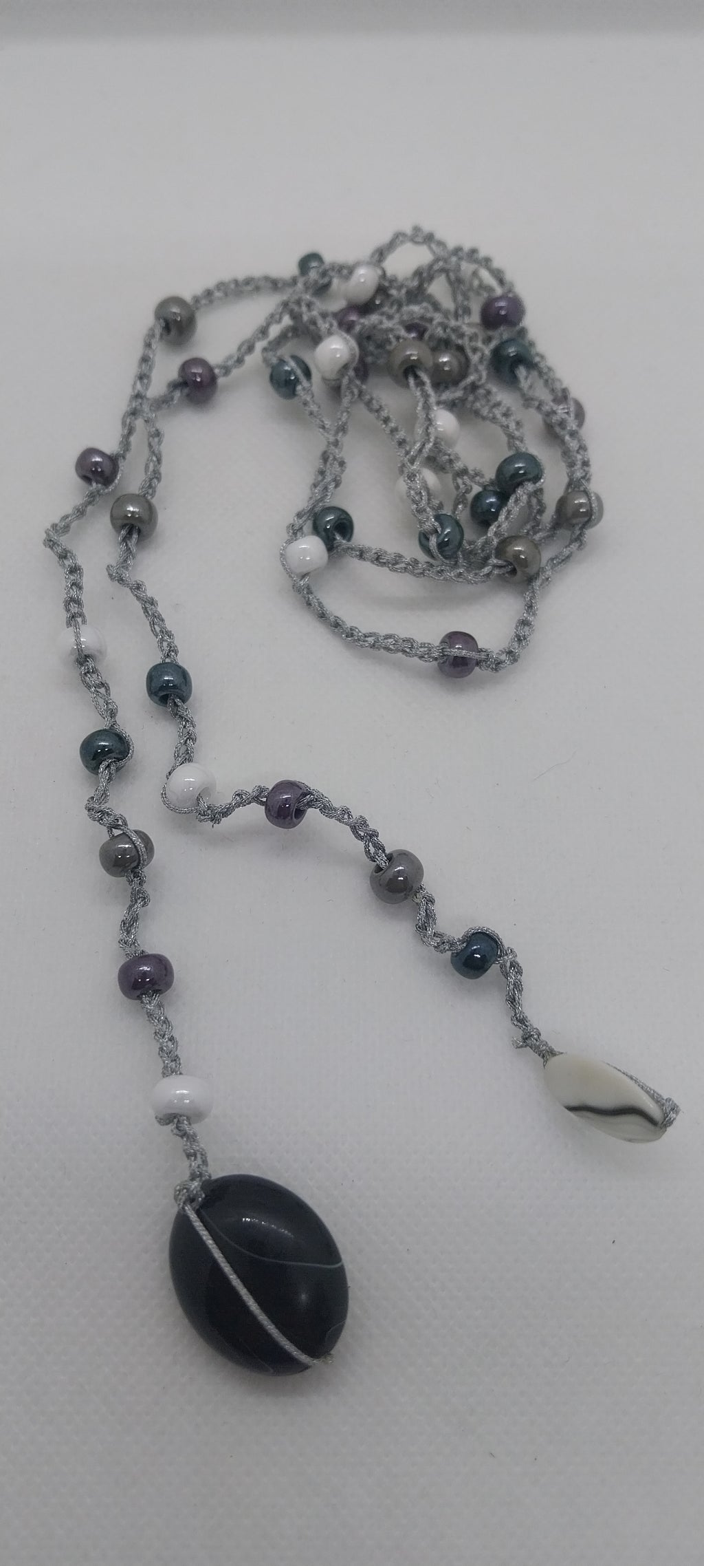 Silver-Plated Wire Necklace – Black & White Pearls, White, Dark Green, Brown & Pearly Purple Tones