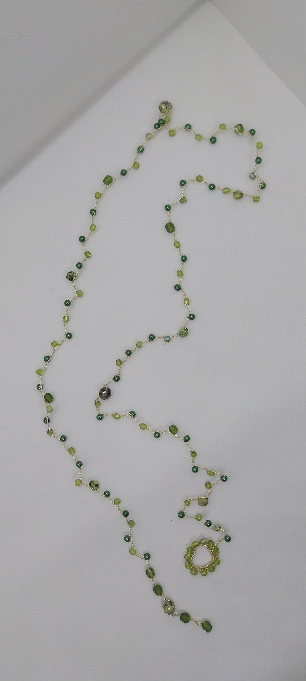 Green & Gold Thread Necklace – Handmade Heart Pendant