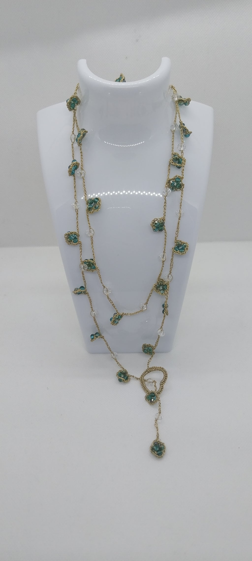 Sautoir Fil Doré – Pendentif Cœur & Perle Cristal Vert Foncé