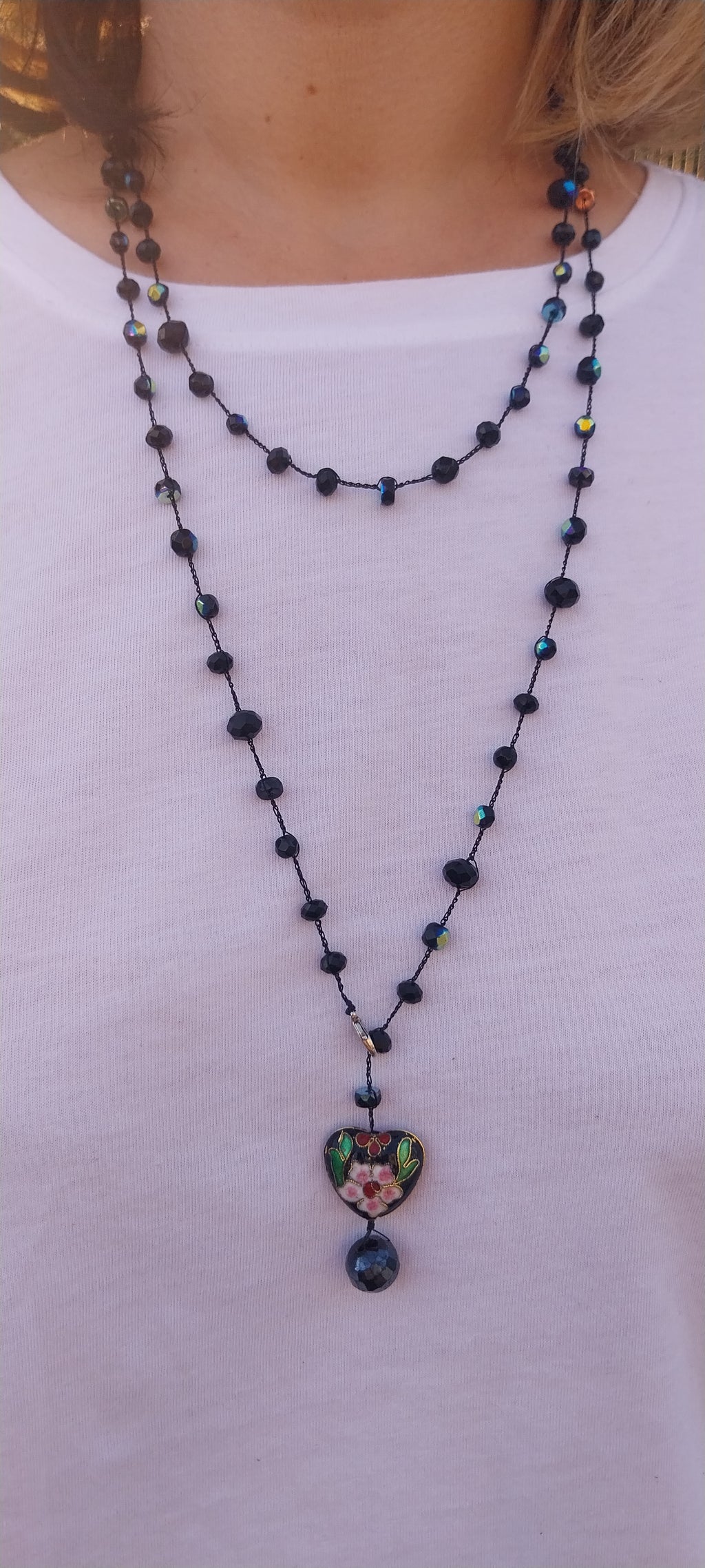 Black Wire Necklace – Black & Heart Crystal Beads, Stainless Steel Clasp