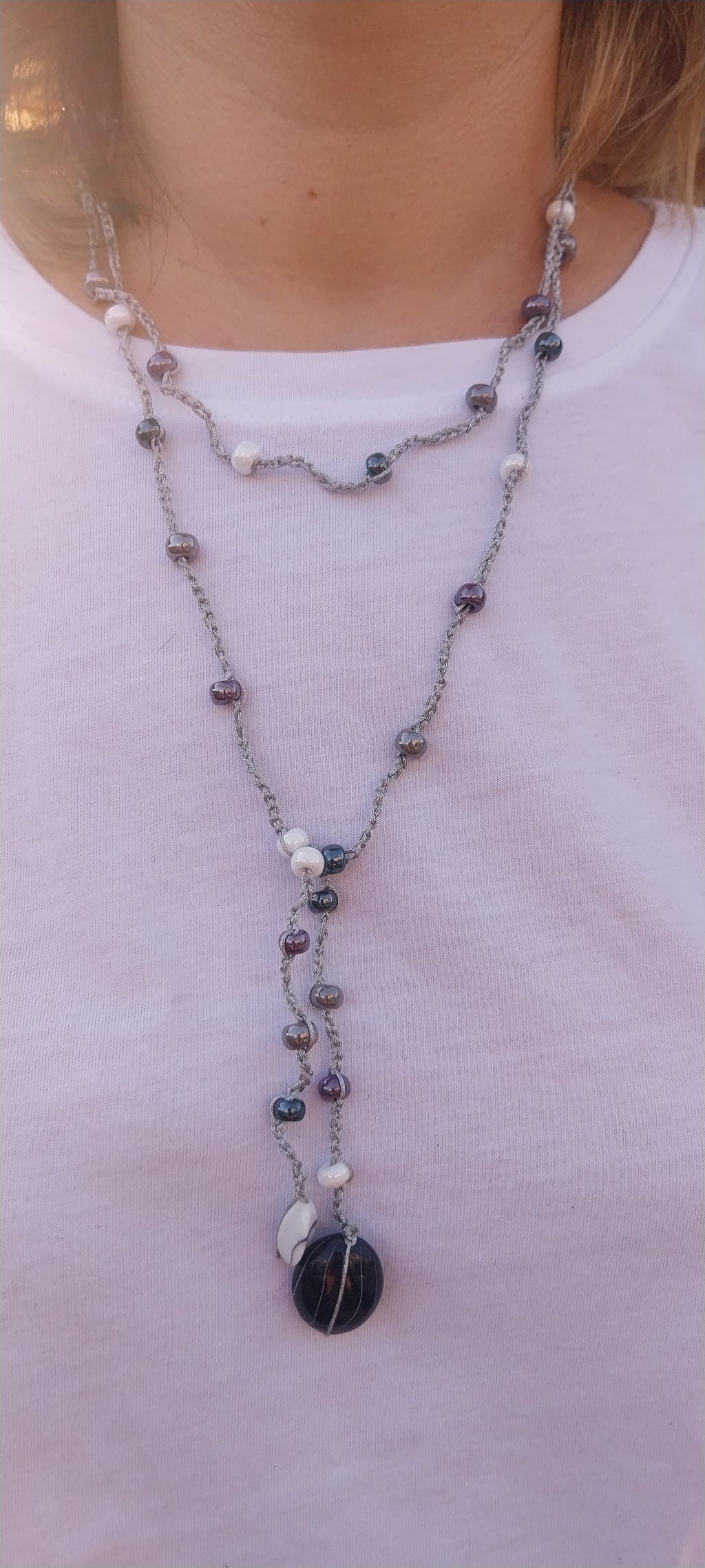 Silver-Plated Wire Necklace – Black & White Pearls, White, Dark Green, Brown & Pearly Purple Tones